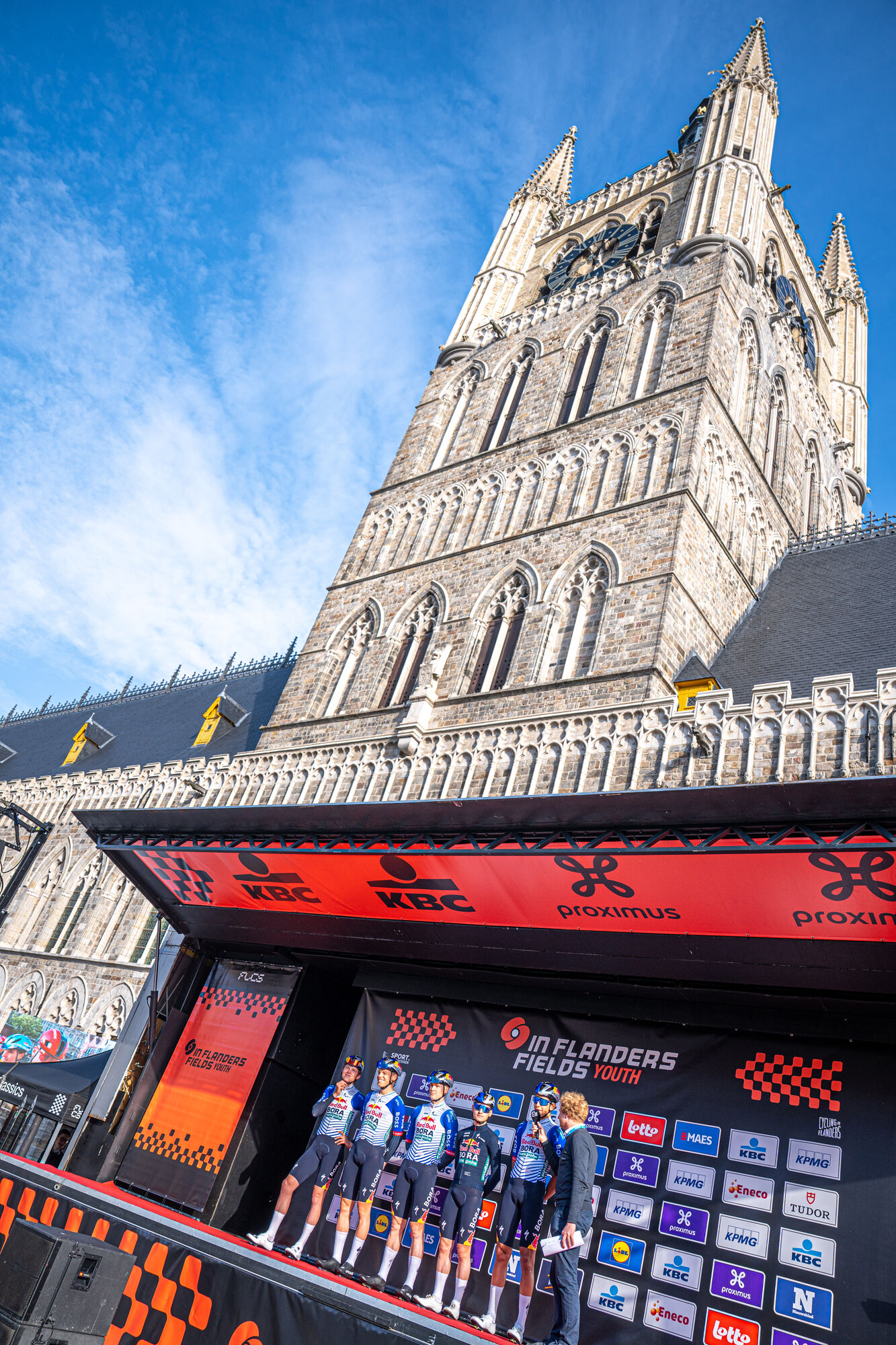 Red Bull – BORA – hansgrohe (8/14)